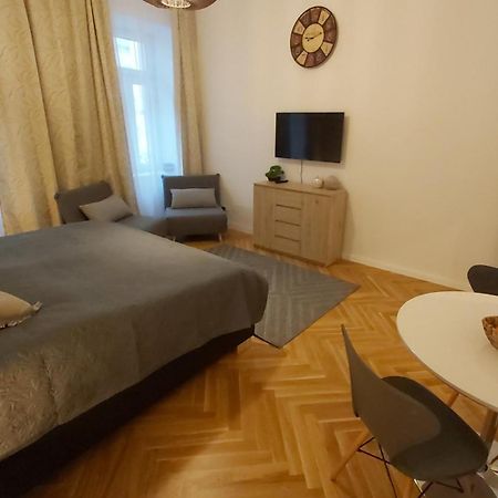 Angelika Apartments Vienne Chambre photo